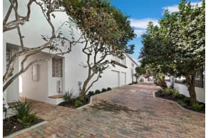 200 COCOANUT AVENUE, SARASOTA, FL 34236 - MLS#MFRA4676689