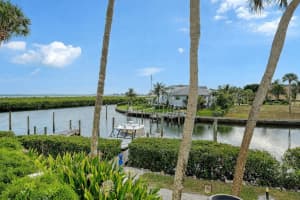 1916 HARBOURSIDE DRIVE, LONGBOAT KEY, FL 34228 - MLS#MFRA4676699