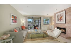 1916 HARBOURSIDE DRIVE, LONGBOAT KEY, FL 34228 - MLS#MFRA4676699