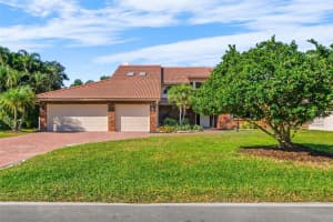 4672 PINE HARRIER DRIVE, SARASOTA, FL 34231 - MLS#MFRA4676715