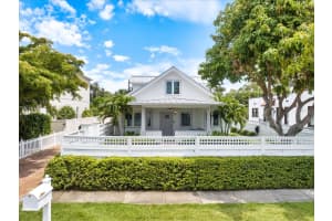 1841 DATURA STREET, SARASOTA, FL 34239 - MLS#MFRA4676725