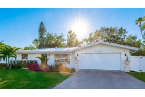 6726 LOCKWOOD RIDGE ROAD, SARASOTA, FL 34231 - MLS#MFRA4676727