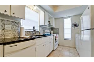 7811 43RD AVENUE DRIVE, BRADENTON, FL 34209 - MLS#MFRA4676814