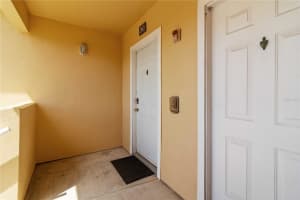 1020 VILLAGIO CIRCLE, SARASOTA, FL 34237 - MLS#MFRA4676828