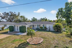 3326 ROWENA STREET, SARASOTA, FL 34231 - MLS#MFRA4676853