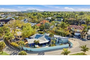 1939 HIGH POINT DRIVE, SARASOTA, FL 34236 - MLS#MFRA4676860