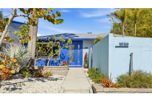 1939 HIGH POINT DRIVE, SARASOTA, FL 34236 - MLS#MFRA4676860