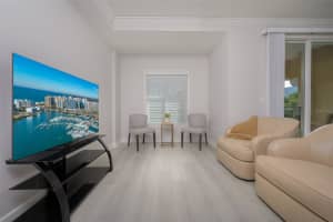 750 TAMIAMI TRAIL, SARASOTA, FL 34236 - MLS#MFRA4676869