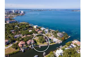 955 WHITAKERS LANE, SARASOTA, FL 34236 - MLS#MFRA4676924