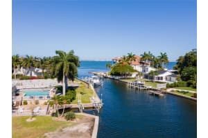 955 WHITAKERS LANE, SARASOTA, FL 34236 - MLS#MFRA4676924