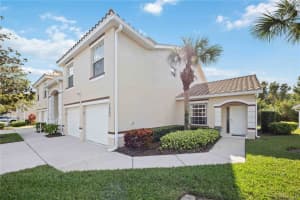 7033 Strand Cir #102, BRADENTON