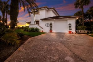 106 49th St, HOLMES BEACH