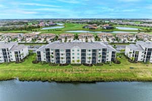 17902 GAWTHROP DRIVE, LAKEWOOD RANCH, FL 34211 - MLS#MFRA4676999