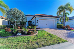 16544 HILLSIDE CIRCLE, BRADENTON, FL 34202 - MLS#MFRA4677008