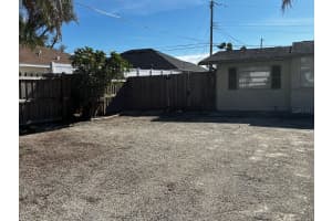 425 PALMETTO DRIVE, VENICE, FL 34293 - MLS#MFRA4677039