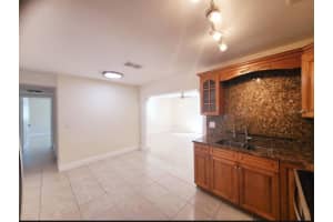 8605 MAY CIRCLE, TAMPA, FL 33614 - MLS#MFRA4677046