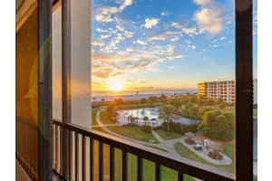 5790 MIDNIGHT PASS ROAD, SARASOTA, FL 34242 - MLS#MFRA4677049