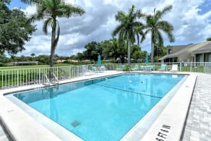 2517 GLEBE FARM CLOSE #H-2, SARASOTA, FL 34235 - MLS#MFRA4677056