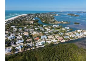 579 Bayview Dr Longboat Key, FL 34228 Sold 03/25/26
