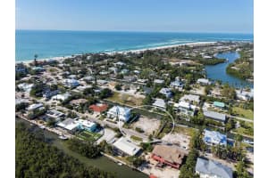 579 Bayview Dr Longboat Key, FL 34228 Sold 03/25/26