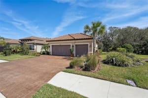 10802 SEASONS WAY, PALMETTO, FL 34221 - MLS#MFRA4677078