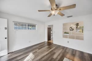 2945 MICHIGAN STREET, SARASOTA, FL 34237 - MLS#MFRA4677080