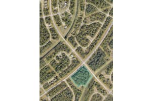 E PRICE BLVD, NORTH PORT, FL 34288 - MLS#MFRA4677108