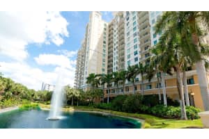 800 TAMIAMI TRAIL, SARASOTA, FL 34236 - MLS#MFRA4677113