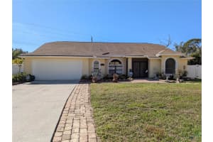 8432 PALM LAKES COURT, SARASOTA, FL 34243 - MLS#MFRA4677152