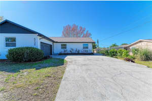 6738 AVENUE D, SARASOTA, FL 34231 - MLS#MFRA4677186