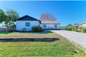 6738 AVENUE D, SARASOTA, FL 34231 - MLS#MFRA4677186