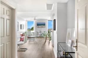 800 TAMIAMI TRAIL, SARASOTA, FL 34236 - MLS#MFRA4677207