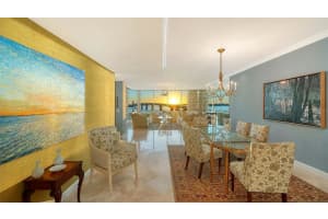 136 GOLDEN GATE POINT, SARASOTA, FL 34236 - MLS#MFRA4677212