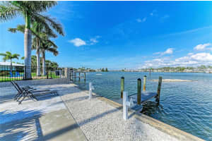 282 SANTA MARIA STREET, VENICE, FL 34285 - MLS#MFRA4677246