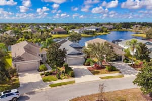 12189 LONGVIEW LAKE CIRCLE, BRADENTON, FL 34211 - MLS#MFRA4677247