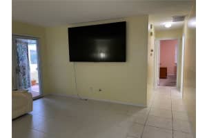 402 FINCHLEY COURT, SUN CITY CENTER, FL 33573 - MLS#MFRA4677265