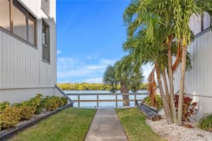 817 BAHIA DEL SOL DRIVE, RUSKIN, FL 33570 - MLS#MFRA4677283