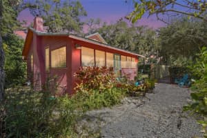 1333 Myrtle St, SARASOTA