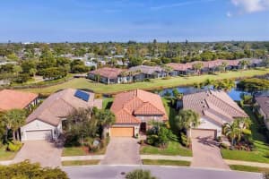 2414 VACCARO DRIVE, SARASOTA, FL 34231 - MLS#MFRA4677299