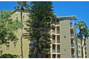 3739 LAKE BAYSHORE DRIVE, BRADENTON, FL 34205 - MLS#MFRA4677303