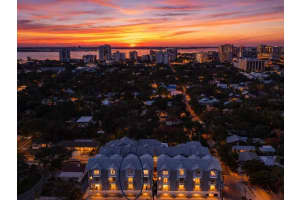 516 LAUREL PARK DRIVE, SARASOTA, FL 34236 - MLS#MFRA4677304