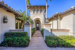 9218 Mcdaniel Ln, SARASOTA