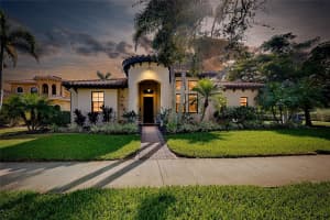 641 W Venice Ave, VENICE