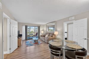 5855 MIDNIGHT PASS ROAD, SARASOTA, FL 34242 - MLS#MFRA4677365