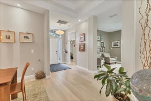 6722 COUNTRY CLUB LANE, SARASOTA, FL 34243 - MLS#MFRA4677387