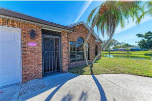 5045 82ND WAY, SARASOTA, FL 34243 - MLS#MFRA4677397