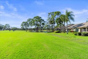 5904 DORAL DRIVE, SARASOTA, FL 34243 - MLS#MFRA4677423