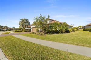 5424 TRAILS BEND COURT STREET, SARASOTA, FL 34238 - MLS#MFRA4677436