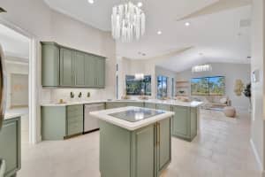 4261 VIA DEL VILLETTI DRIVE, VENICE, FL 34293 - MLS#MFRA4677498