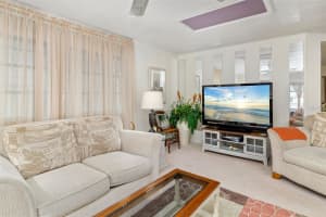 5619 BAYSHORE ROAD, PALMETTO, FL 34221 - MLS#MFRA4677554